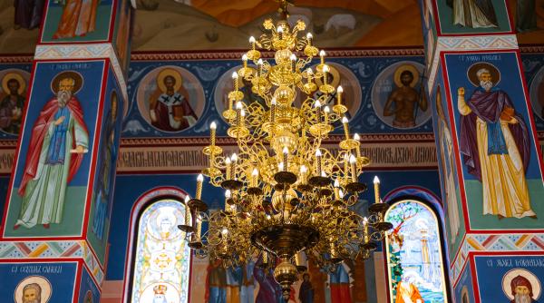 calendar crestin ortodox sarbatoare 11 august primul sfant canonizat pe pamant romanesc