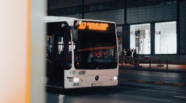 bucurestiul are 500 de autobuze euro 3 fara aer conditionat din dotare din pacate este o realitate recunoaste seful stb curatenia externalizata pentru 60 de milioane de lei