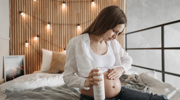 ingrijirea pielii in timpul sarcinii esentiala ioana marinescu asta este una dintre problemele cele mai intalnite la gravide daca nu se hidrateaza video