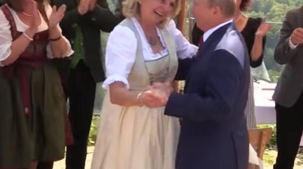 dupa dansul cu putin karin kneissl fostul ministru austriac de externe nu da rusia pe maldive sau seychelles e viata buna aici nu am nevoie