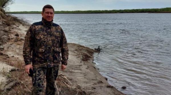 fost ministru al agriculturii in rusia sofer de tir in sua a fugit din tara dupa ce putin a invadat ucraina coruptia mi a sfasiat tara fie participi fie esti aruncat afara