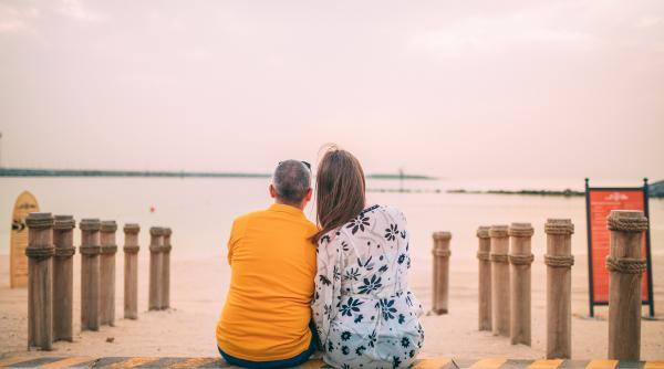 doi romani din canada au descoperit la 50 de ani ca sunt frati gemeni locuiau la 30 de minute unul de altul copiii lor poarta acelasi nume