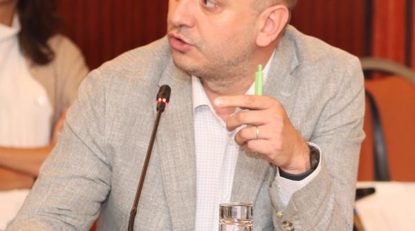 un primar usr il acuza pe nicusor dan de pierderea a 8 5 miliarde si sabotarea institutului inimii a unui centru de oncologie a transportului public si a investitiilor sportive