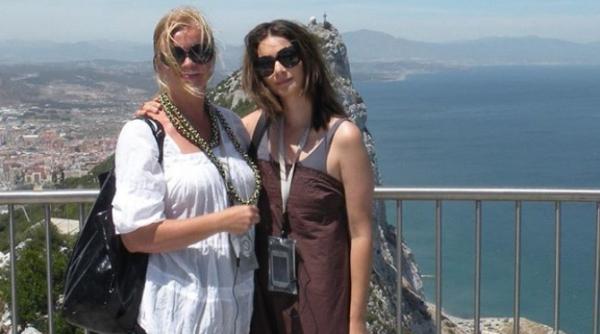 andreea berecleanu prietenie speciala cu cristina topescu o protejam incercam sa o feresc de profitori de impostori