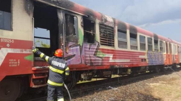alba tren in flacari incendiul a pornit de la compartimentul motor