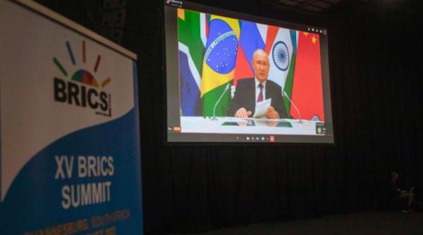 delirul lui putin la brics occidentul este de vina ca rusia a decis sa invadeze ucraina kremlinul promoveaza drepturile omului