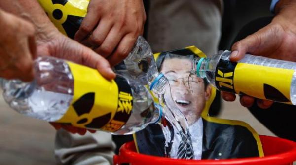 deversarea apei radioactive de la fukushima in oceanul pacific genereaza un conflict diplomatic china interzice toate fructele de mare japoneze