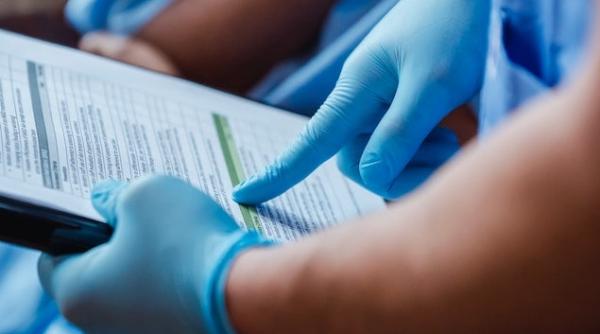 prea putini bani pentru sanatate acuza banca mondiala doar 6 milioane de romani cotizeaza atentionare pentru pensionari si angajatii in constructii