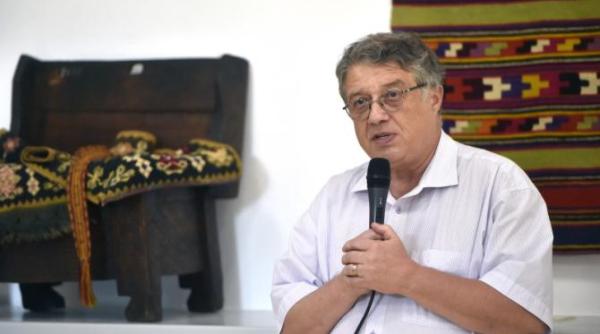 virgil stefan nitulescu mntr interviu despre criza din cultura taierile de fonduri comasarea unor institutii dar si despre interventia de ultima ora a ralucai turcan video