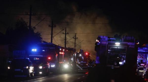 explozie la o statie gpl seful garzii de mediu avertisment privind concentratia de particule de pm10 vantul bate spre bucuresti din directia deplasare catre vest sud vest cu 10 15 km h