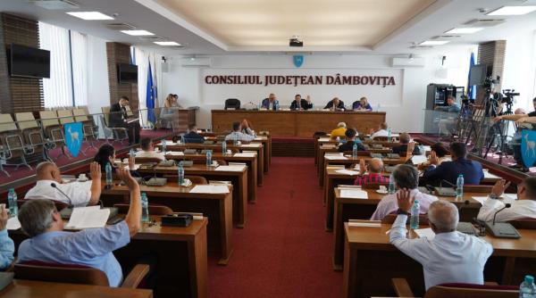 corneliu stefan presedintele cj dambovita a anuntat aprobarea ajutoarelor pentru victimele exploziilor de la crevedia