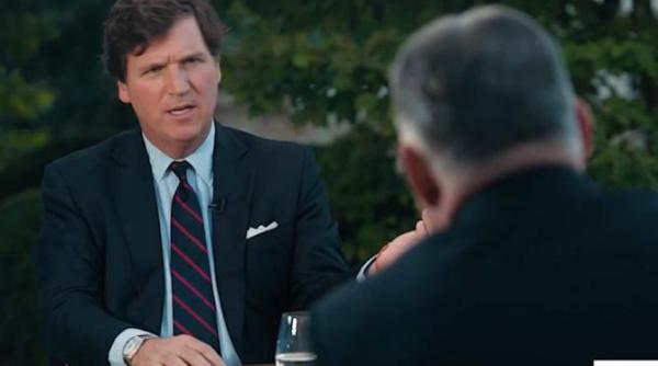 tucker carlson gluma de prost gust de fata cu viktor orban transilvania e in siguranta in mainile romanilor deocamdata video