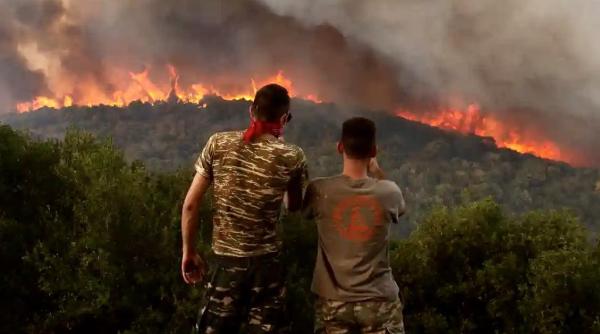 zonele devastate de incendii din grecia vor depasi 1 500 000 000 de metri patrati