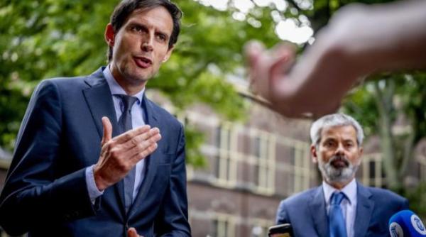 a demisionat wopke hoekstra ministrul de externe olandez