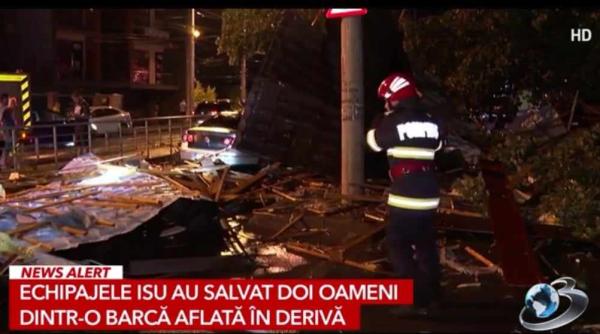 furtunile au facut prapad in tara copaci doborati masini avariate acoperisuri luate de vant si strazi inundate video