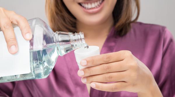 clatirea gurii poate dezvalui semne timpurii ale bolilor cardiovasculare