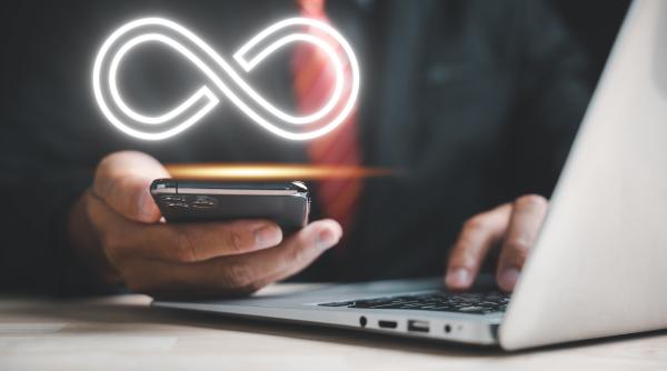 facebook si instagram ar putea introduce abonamente cu plata pentru cei care vor sa scape de reclame