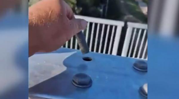 peste 400 de suruburi nu erau stranse corespunzator la podul de la braila