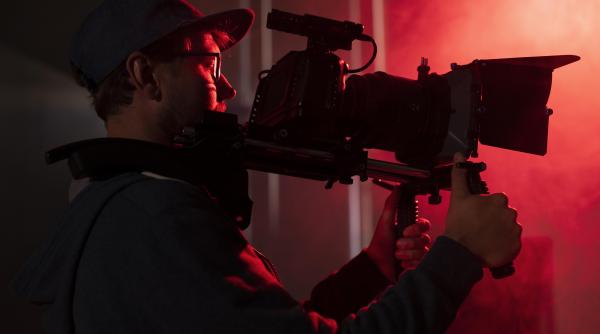 au inceput filmarile pentru tati part time eva maruta si alex bogdan in rolurile principale