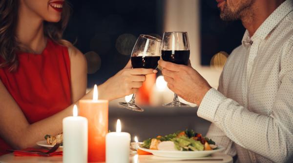 seara perfecta in doi acasa cum organizezi