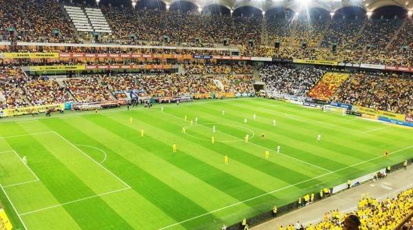 impresarul giovanni becali face praf fotbalul romanesc dupa meciul cu israel tot fotbalul romanesc pana la u15 se joaca cu aceasta precautie sa vedem sa treaca timpul