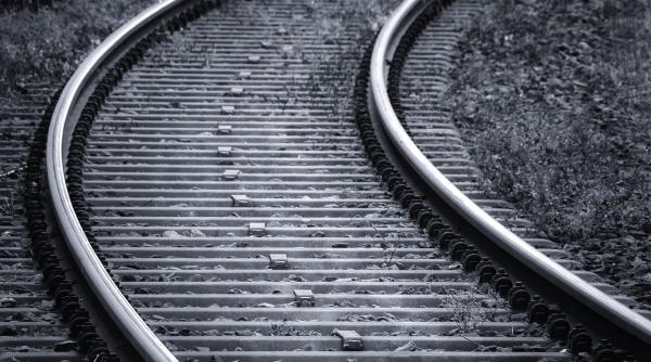 accident pe calea ferata in catalunia spania patru persoane au murit