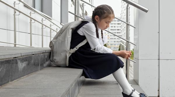 cum sa ti linistesti copilul daca plange cand ia note mici de ce nu e buna pedeapsa