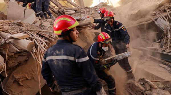 spania trimite noi echipe de salvatori in maroc aproape 2 900 de oameni si au pierdut viata