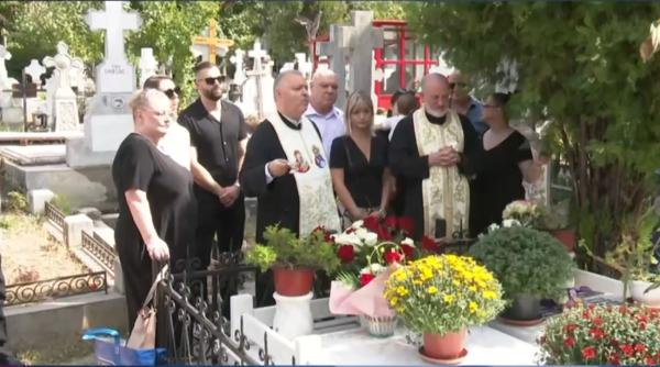 8 ani de la moartea lui corneliu vadim tudor ce s a intamplat la mormantul tribunului