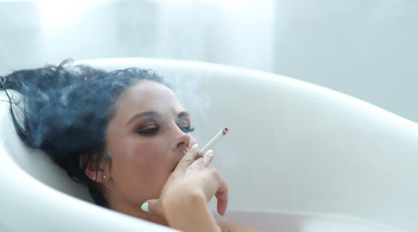 de ce sa nu fumezi dupa ce ai iesit din dus