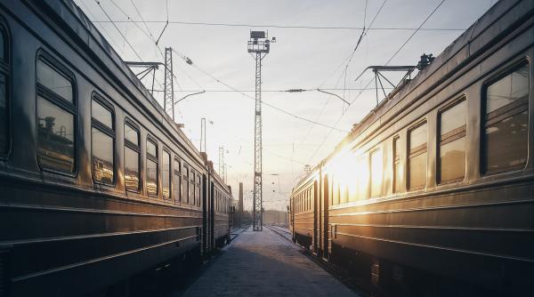 trenurile vor fi oprite vineri dimineata ca urmare a grevei de avertisment sindicalist