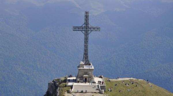 ceremonial la crucea de pe caraiman 95 de ani de la inaugurare 10 ani de cartea recordurilor