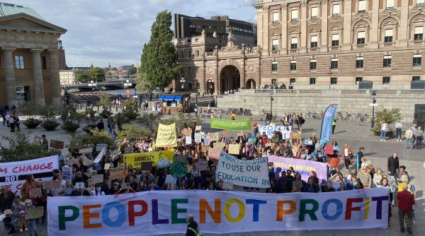 greta thunberg acuzata ca nu a respectat ordinul politiei chemata in instanta