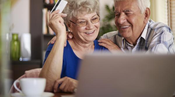 pana pe 15 octombrie romanii vor avea banii pe card caciu masura cardurilor de alimente va continua si dupa 1 ianuarie 2024