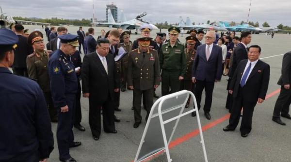 rusia il plimba pe kim sa i arate arme moderne in timp ce ucrainenii fac ravagii in marea neagra prin tehnica rusa