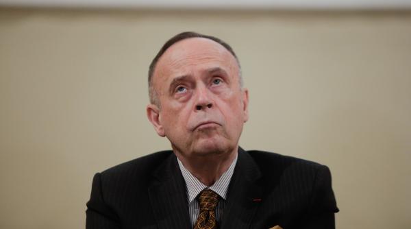 liberalul boroianu despre festivalul enescu ma uit la tvr am unele reprosuri toti cei care pot sa mai aiba urechi sa auda sa auda