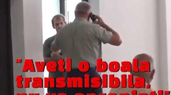 caz revoltator in bacau un primar filmat cand ii spune unei persoane seropozitive aveti o boala transmisibila nu va apropiati video