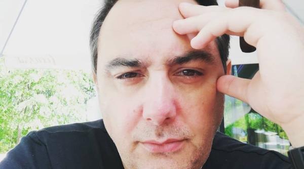 dj ul silviu andrei faza de noaptea mintii am o pierdere de gaz pe la un cot de teava daca nu ma mai auziti la radio sa stiti ce s a intamplat