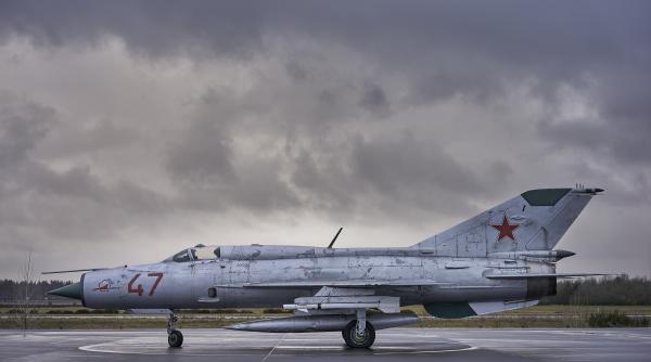 2 avioane si un elicopter grav avariate la o baza aeriana guvernamentala din moscova dupa un presupus act de sabotaj foto