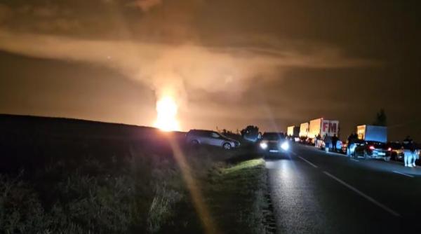 imaginile zilei cu incendiul de la magistrala de gaz din vrancea video foto