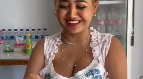 o femeie care s a filmat mancand carne de porc in bali condamnata la doi ani de inchisoare nu ma asteptam la o astfel de pedeapsa