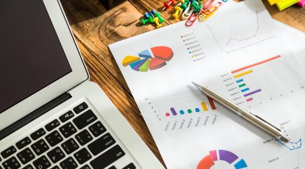 romanii printre cei mai muncitori din ue alaturi de greci si polonezi potrivit datelor eurostat