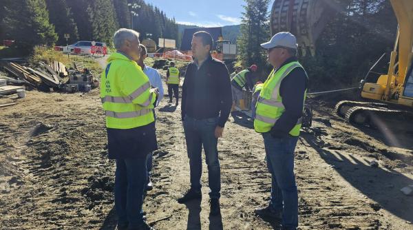 statiunea padina pestera acces pe drumul intre cabana bolboci si cheile tatarului