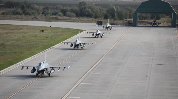 avioanele f 16 din sua au ajuns in romania misiuni de antrenament si politie aeriana intarita