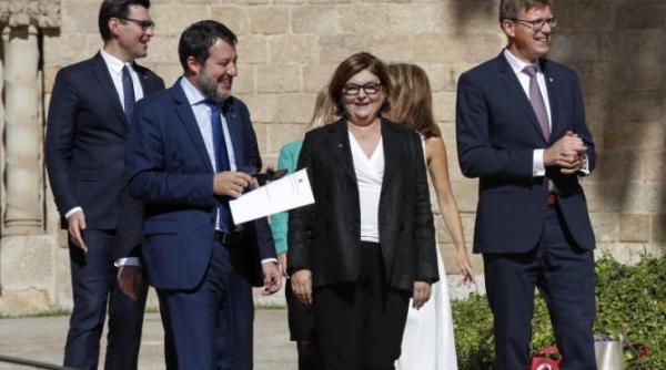 italia da in judecata austria care i blocheaza camioanele acest guvern va pune capat acestei rusini aroganta politica