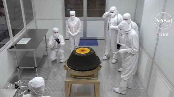 nasa a pus mana pe o comoara cel mai mare esantion de asteroid colectat vreodata video