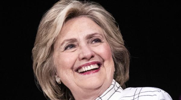 hillary clinton il ironizeaza pe putin pacat vladimir tu ai atras o asupra ta