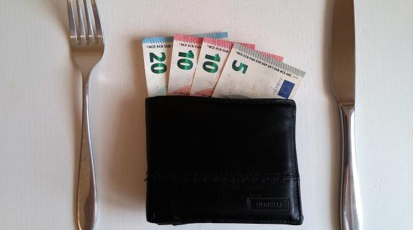 anuntul lui marcel ciolacu dupa ce s a aflat ca unii angajati s ar putea trezi cu salarii taiate