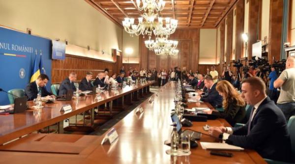 ciolacu am un prieten foarte bun care in fiecare dimineata imi scrie jos guvernul