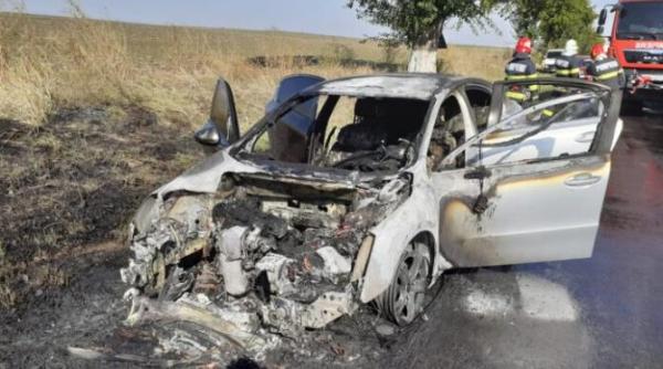 masina prefectului de olt mario de mezzo a ars ca o torta in trafic